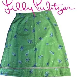 Lilly Pulitzer White Label Starlight Starfish Design
Scalloped Hem Skirt size 2